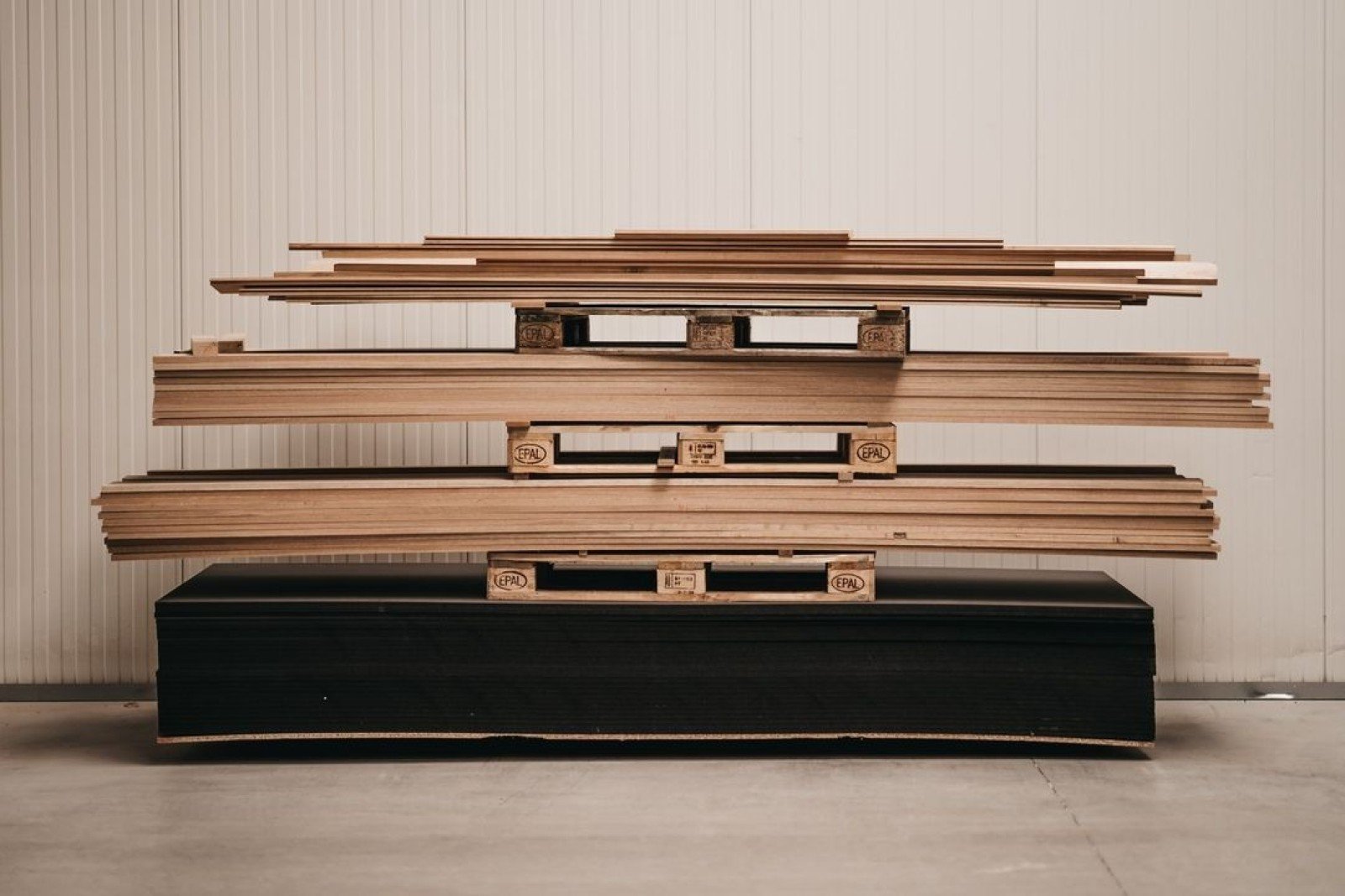 Houten interieur op maat in het atelier van Kempa